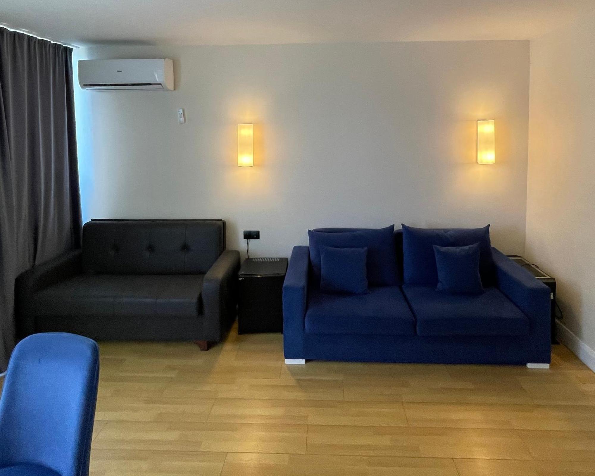 Marvella Orbi City Sea View バトゥーミ エクステリア 写真