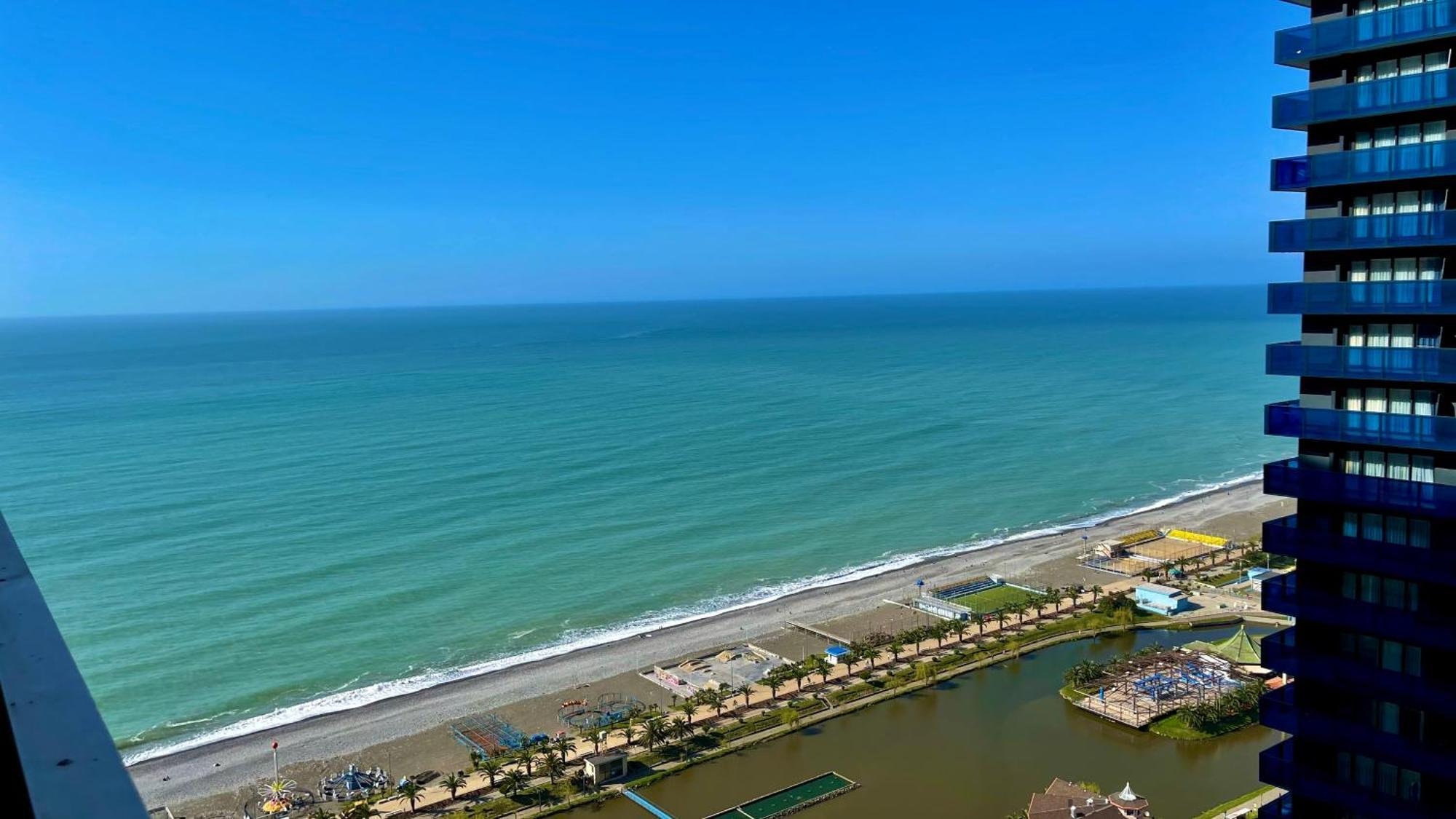 Marvella Orbi City Sea View バトゥーミ エクステリア 写真